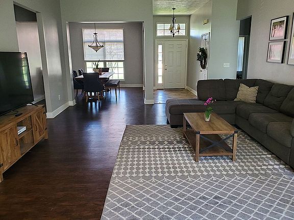 3rd image of 510 Crisp Wind Ct