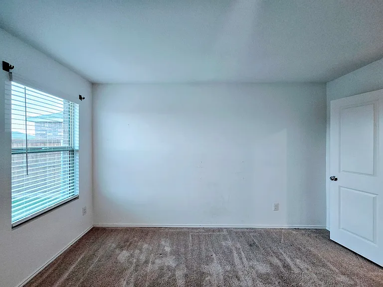 2828 Eppright Dr — Photo 10