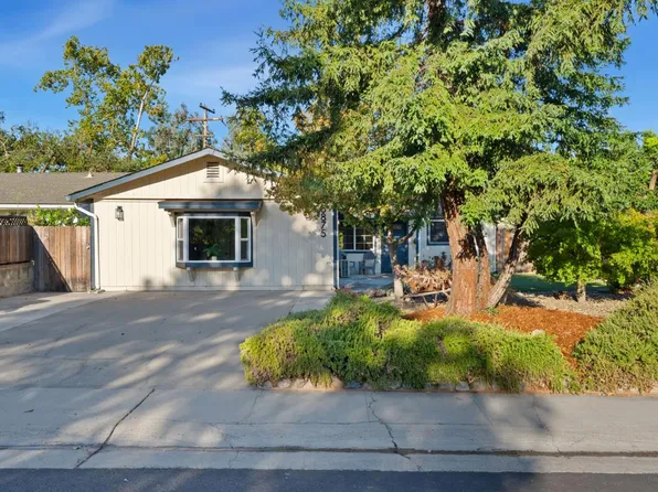 5875 Woodleigh Dr, Carmichael, CA 95608