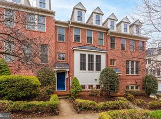 2654 S Kenmore Ct, Arlington, VA 22206