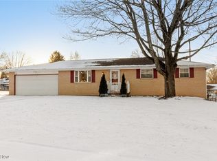 557 Windamere Ave NW, Massillon, OH