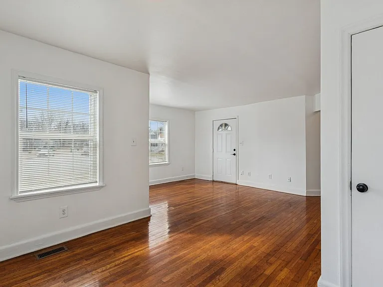 1152 Orcutt Ave — Photo 11
