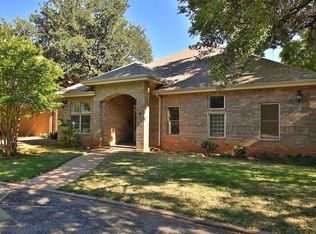 8 Woodhaven Cir, Abilene, TX 79605