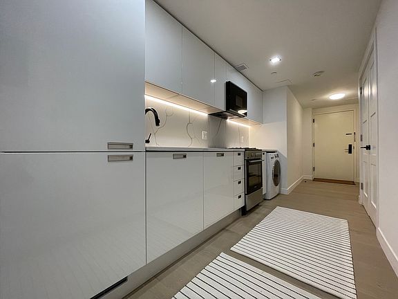 5th image of 623 Avenue H #3F