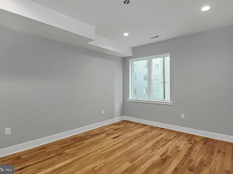 1634 Cambridge St #B — Photo 10