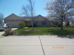 5778 Meramec Ct, Smithton, IL 62285
