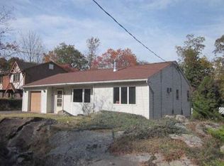 10 Adelphi Trl, Hopatcong, NJ 07843