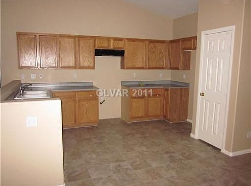 5th image of 6036 Hunter Jumper St