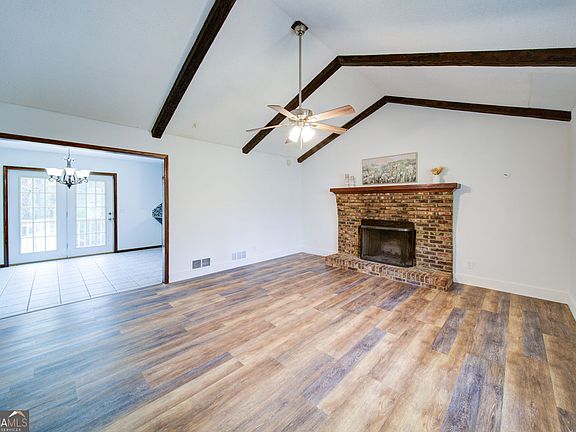 5th image of 2976 Sweetwater Juno Rd