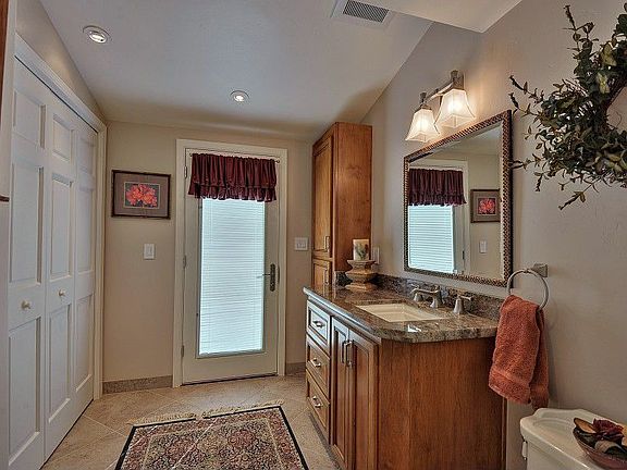 4th image of 12659 Indio Ct