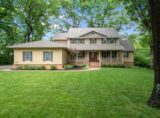 3 Deer Run Dr, Fairview Heights, IL 62208