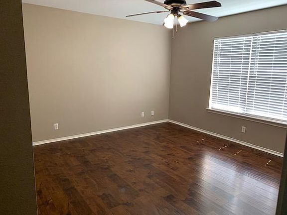 5th image of 411 Arabian Dr