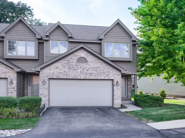 516 Silver Aspen Cir, Crystal Lake, IL 60014