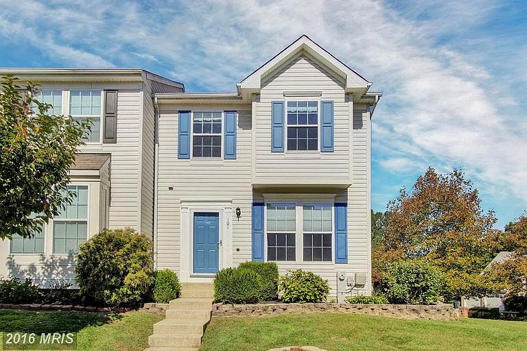 1st image of 101 Spencer Cir