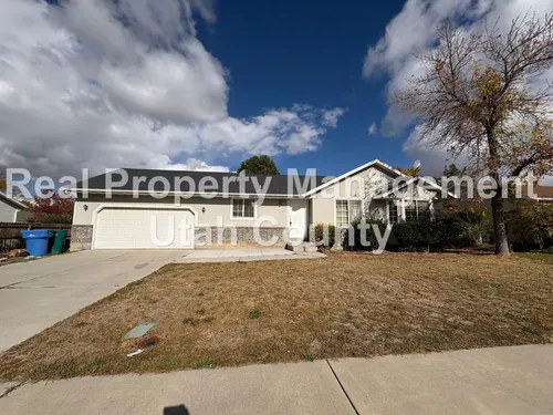 1147 E Airport Dr Photo 1