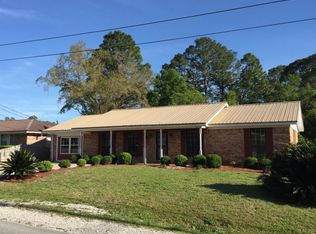 1009 27th St, Niceville, FL 32578