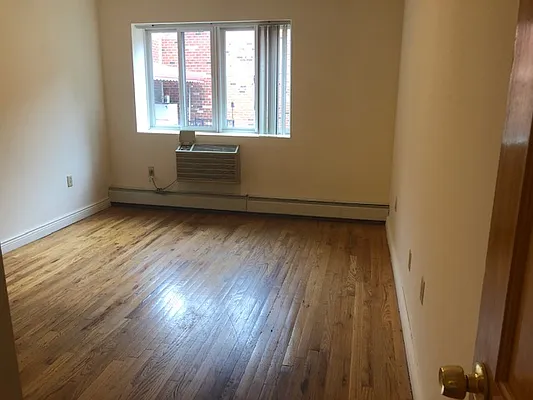 Rented by 18 REALTY | media 7