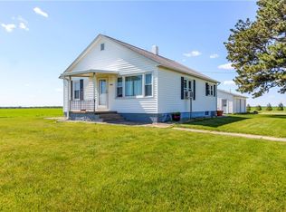 9238 Sefton Rd, Lovington, IL 61937