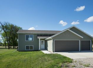 260 5th St, Gardner, ND 58036