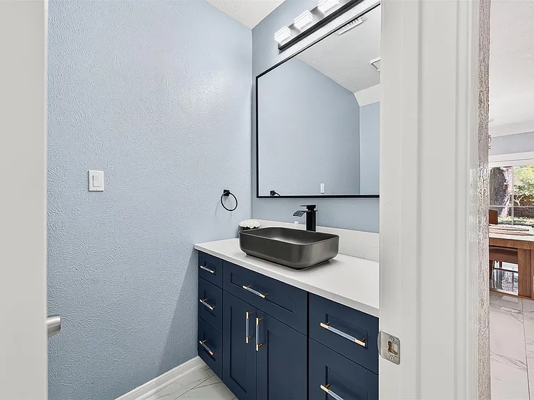 1615 Kelliwood Oaks Dr — Photo 24