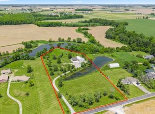 21735 Ward Rd, Woodburn, IN 46797