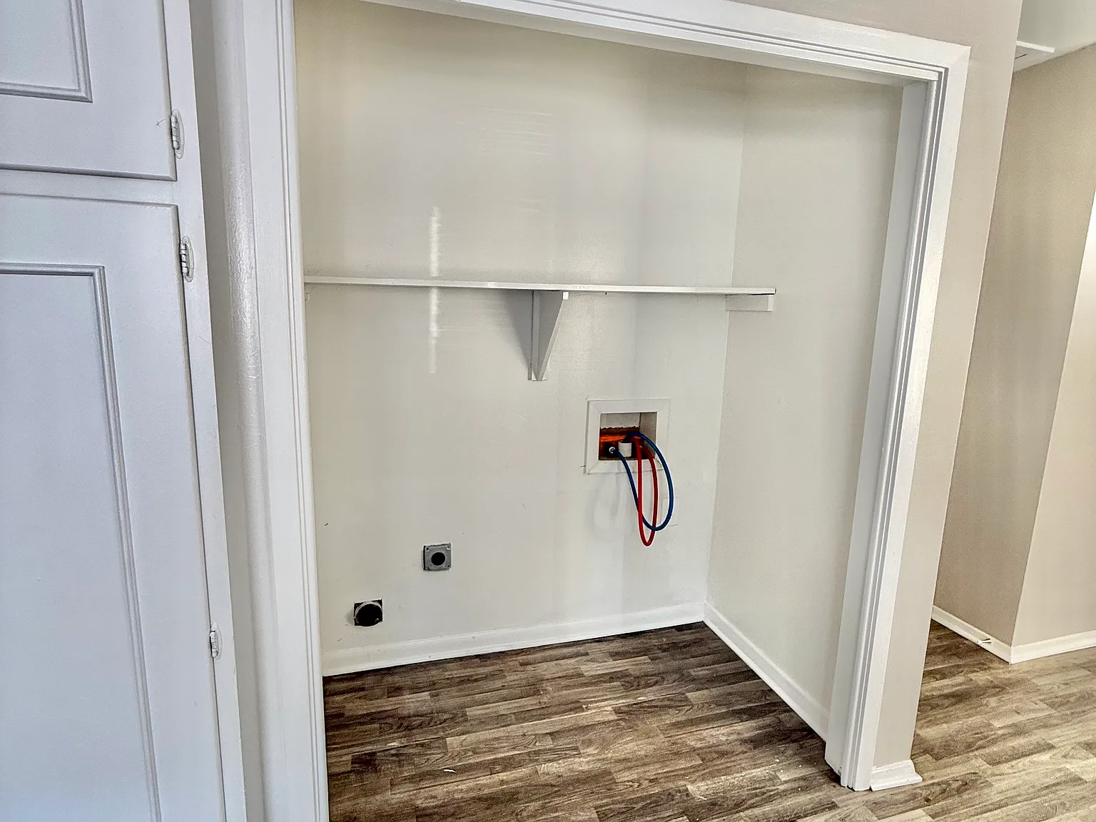 2 bed, 1.5 bath, 1130 sqft, $1,200 — Photo 3