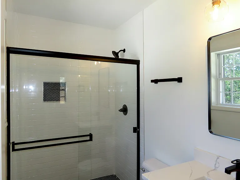 527 Cornelius St — Photo 12