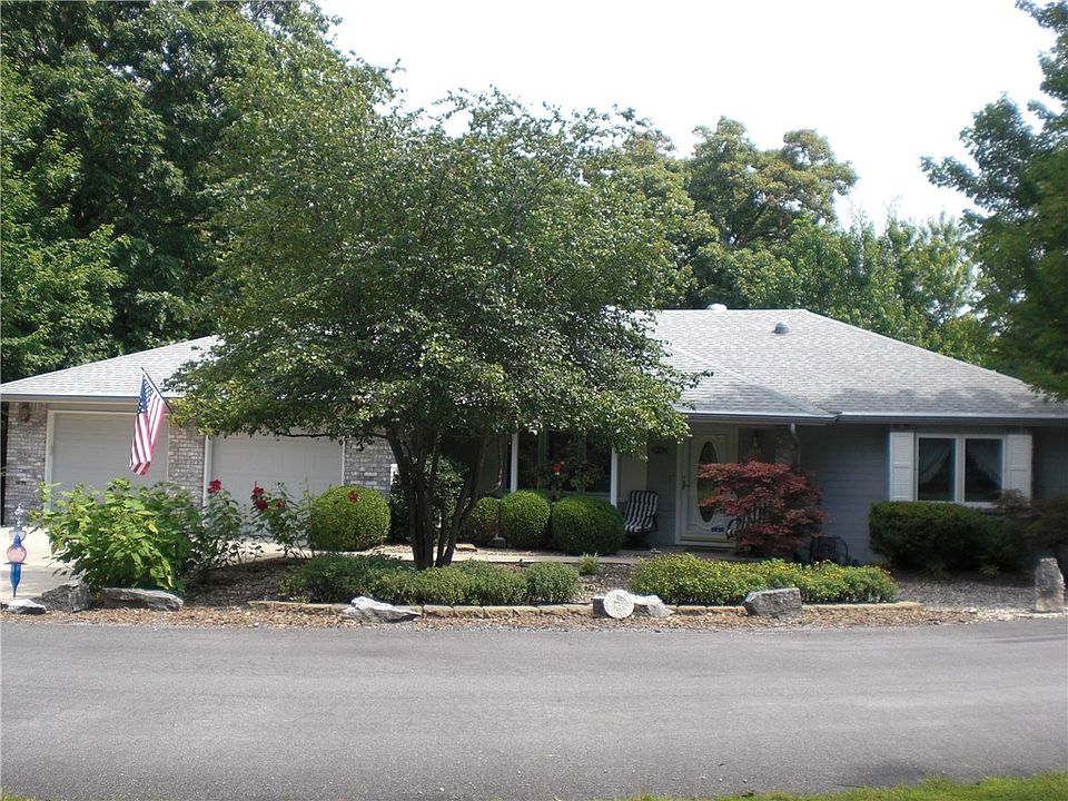 1st image of 88 Selkirk Dr