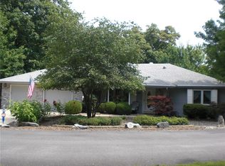 88 Selkirk Dr, Bella Vista, AR 72715