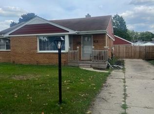 1479 Cindy Ln, Des Plaines, IL 60018