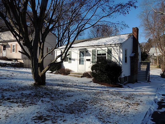 2nd image of 79 Rockridge Rd