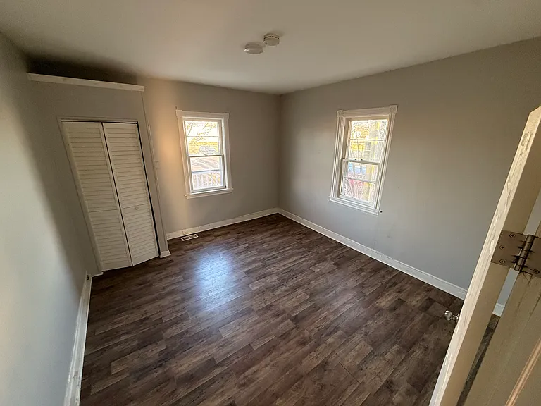 705 Dehirsch Ave #2 — Photo 5