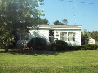 410 W Willow St, Stilwell, OK 74960