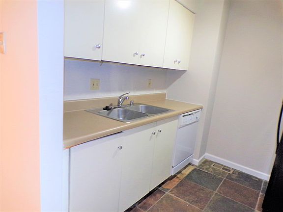3rd image of 5151 Waterman Blvd #Kdap0s5fh
