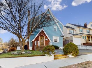 30 Fairmount Ter, West Orange, NJ 07052
