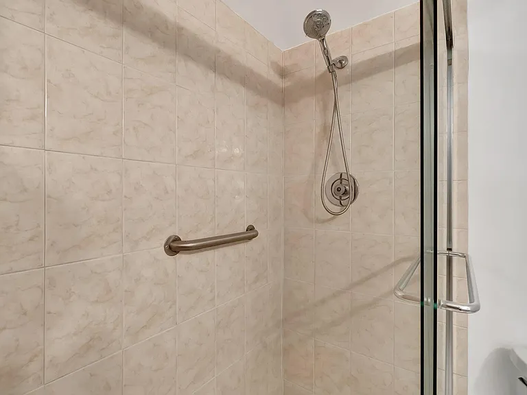 4049 Wolverton Dr #C — Photo 29