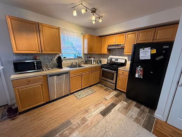 1st image of 247 Livingston Ave Floor 2