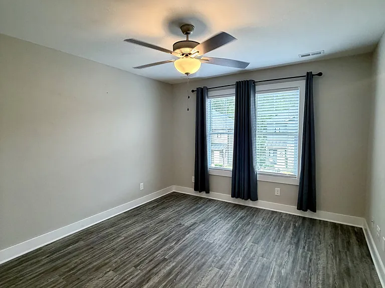 52 Cuddington Ln #1 — Photo 23