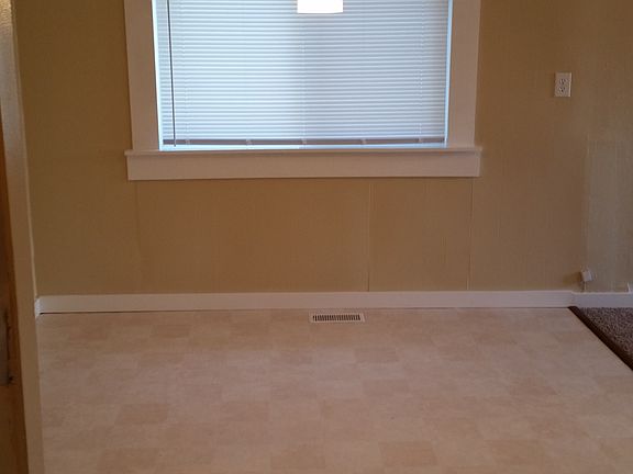 4th image of 2140 5th St