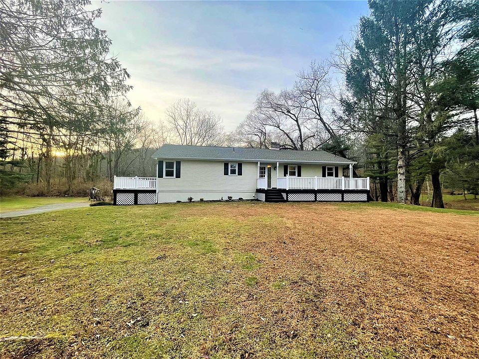 1st image of 5 Kimberly Dr