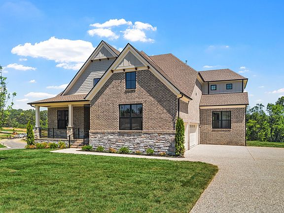 3rd image of 7276 Orrinshire Dr