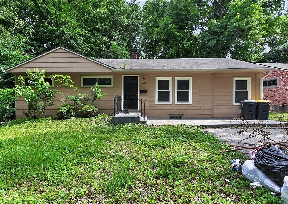 1st image of 7807 Ruskin Way