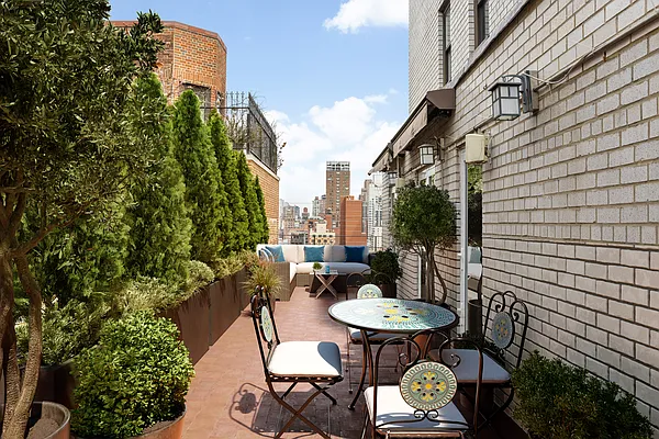Sold by Douglas Elliman | media 1