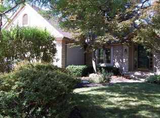 9846 Oxford Cir, Powell, OH