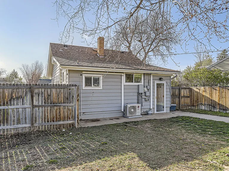4552 S Logan St — Photo 29