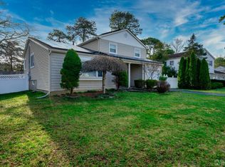 36 Arvin Rd, Old Bridge, NJ 08857