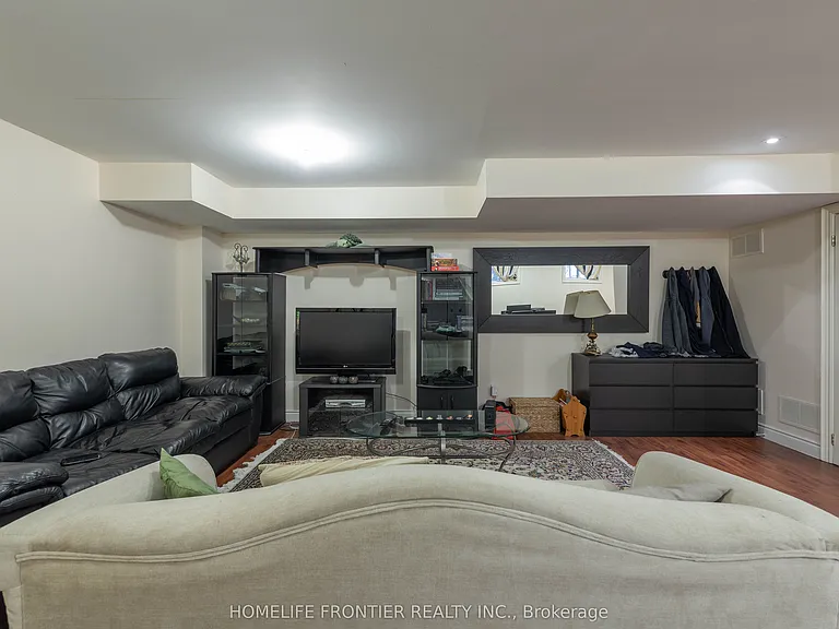 79 Elm Ave — Photo 17