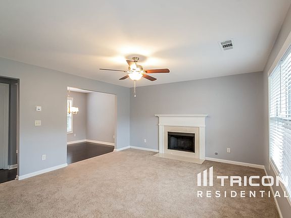2nd image of 4592 Knights Bridge Ct