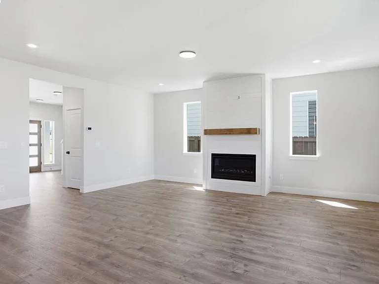 814 SE 34th Cir — Photo 10