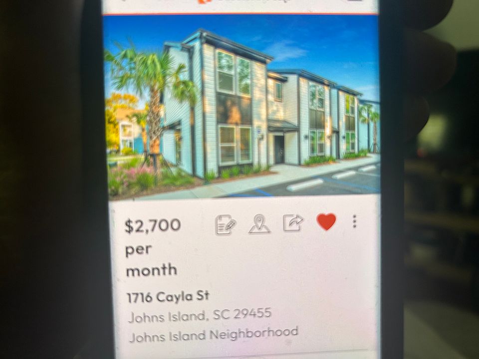 2nd image of 1716 Cayla St #1716